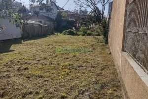 Terreno com 360m², no bairro Desvio Rizzo em Caxias do Sul para Alugar ou Comprar