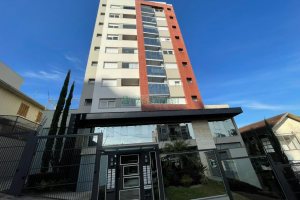 Apto Mobiliado com 85m², 2 dormitórios, 2 vagas, no bairro Panazzolo em Caxias do Sul para Comprar