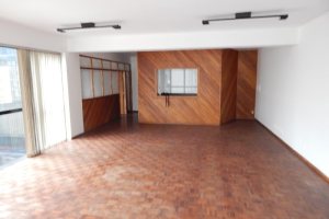 Sala Mobiliada com 112m², no bairro São Pelegrino em Caxias do Sul para Alugar ou Comprar