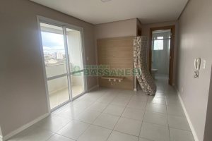 Apartamento com 42m², 1 dormitório, 1 vaga, no bairro Petrópolis em Caxias do Sul para Alugar