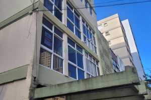 Sala com 112m², no bairro Centro em Caxias do Sul para Alugar