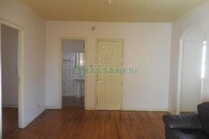 Apartamento com 60m², 3 dormitórios, no bairro Centro em Caxias do Sul para Alugar