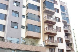 Apto Mobiliado com 85m², 2 dormitórios, 1 vaga, no bairro Centro em Caxias do Sul para Alugar