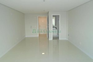 Sala com 40m², 1 vaga, no bairro Villagio Iguatemi em Caxias do Sul para Alugar