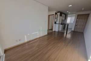 Apartamento com 57m², 2 dormitórios, 1 vaga, no bairro Nossa Senhora da Saúde em Caxias do Sul para Alugar