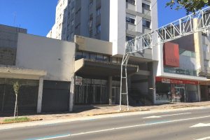 Loja com 565m², no bairro Centro em Caxias do Sul para Alugar