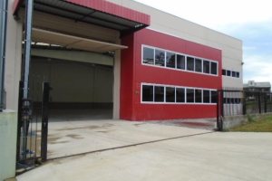 Pavilhão com 570m², no bairro Cidade Nova em Caxias do Sul para Alugar