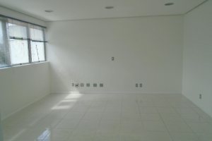 Sala com 42m², no bairro Pio X em Caxias do Sul para Alugar