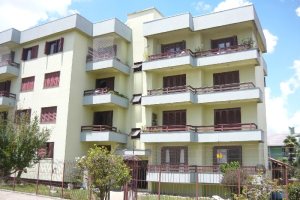 Apartamento com 95m², 2 dormitórios, 2 vagas, no bairro Santa Catarina em Caxias do Sul para Comprar