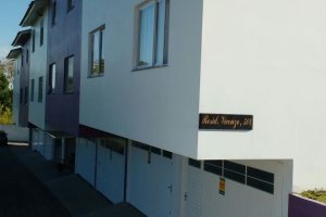 Sobrado com 85m², 2 dormitórios, 1 vaga, no bairro Paiquere em Caxias do Sul para Comprar