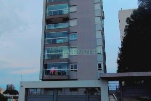 Apartamento com 73m², 2 dormitórios, 1 vaga, no bairro Lourdes em Caxias do Sul para Comprar