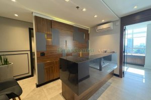 Sala com 101m², 2 vagas, no bairro Centro em Caxias do Sul para Alugar