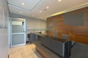 Sala com 101m², 2 vagas, no bairro Centro em Caxias do Sul para Alugar