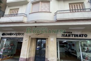 Apartamento com 102m², 3 dormitórios, no bairro Centro em Caxias do Sul para Comprar