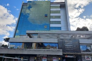 Sala com 53m², 1 vaga, no bairro São Pelegrino em Caxias do Sul para Comprar