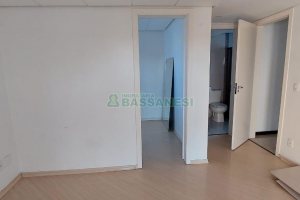 Sobrado com 232m², 3 dormitórios, 2 vagas, no bairro Colina Sorriso em Caxias do Sul para Comprar