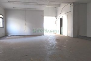 Loja com 108m², no bairro Centro em Caxias do Sul para Alugar
