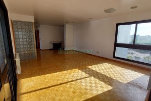 Apartamento com 266m², 3 dormitórios, 2 vagas, no bairro São Pelegrino em Caxias do Sul para Alugar
