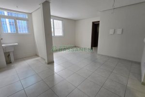 Apartamento com 48m², 1 dormitório, 1 vaga, no bairro São Pelegrino em Caxias do Sul para Comprar