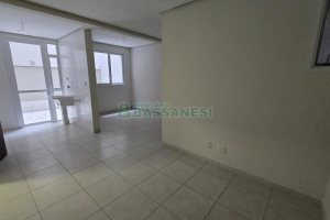 Kitinete com 39m², 1 dormitório, no bairro São Pelegrino em Caxias do Sul para Comprar