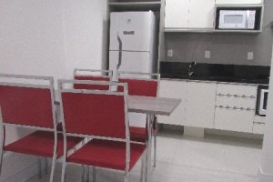 Apto Mobiliado com 40m², 1 dormitório, 1 vaga, no bairro Lourdes em Caxias do Sul para Alugar