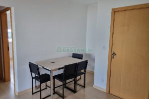 Apartamento com 68m², 2 dormitórios, 1 vaga, no bairro Charqueadas em Caxias do Sul para Comprar
