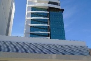 Apto Mobiliado com 52m², 1 dormitório, 1 vaga, no bairro Lourdes em Caxias do Sul para Alugar