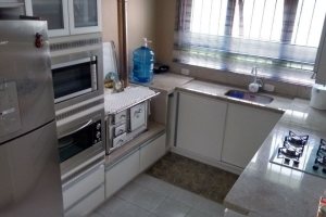 Casa com 350m², 4 dormitórios, 2 vagas, no bairro Desvio Rizzo em Caxias do Sul para Comprar