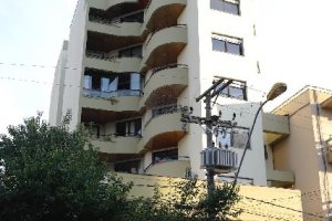 Apto Mobiliado com 102m², 2 dormitórios, 1 vaga, no bairro Centro em Caxias do Sul para Comprar