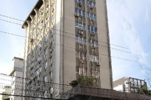 Sala com 45m², no bairro Centro em Caxias do Sul para Alugar ou Comprar