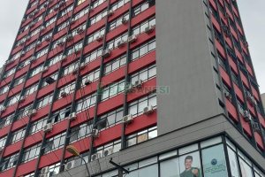 Sala com 53m², no bairro Centro em Caxias do Sul para Comprar