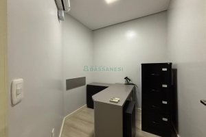 Sala com 52m², no bairro Centro em Caxias do Sul para Alugar