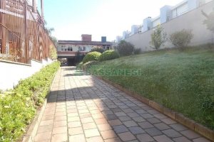 Casa com 445m², 5 dormitórios, no bairro Lourdes em Caxias do Sul para Alugar