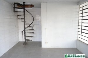 Loja com 80m², no bairro Lourdes em Caxias do Sul para Comprar