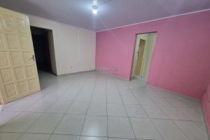 Casa com 80m², 3 dormitórios, 1 vaga, no bairro Universitário em Caxias do Sul para Alugar