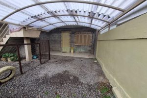 Casa com 80m², 3 dormitórios, 1 vaga, no bairro Universitário em Caxias do Sul para Alugar