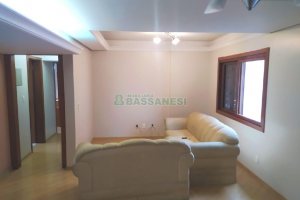 Apartamento com 109m², 3 dormitórios, 2 vagas, no bairro Madureira em Caxias do Sul para Alugar