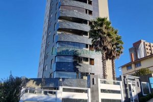 Apartamento com 160m², 3 dormitórios, 2 vagas, no bairro São Leopoldo em Caxias do Sul para Comprar