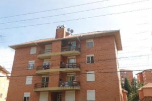 Apartamento com 60m², 2 dormitórios, 1 vaga, no bairro Interlagos em Caxias do Sul para Alugar