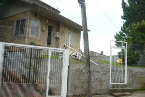Casa com 100m², 3 dormitórios, no bairro Pio X em Caxias do Sul para Comprar