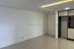 Apto Mobiliado com 122m², 3 dormitórios, 2 vagas, no bairro Panazzolo em Caxias do Sul para Comprar