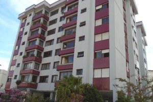 Apartamento com 205m², 3 dormitórios, 2 vagas, no bairro Centro em Caxias do Sul para Alugar