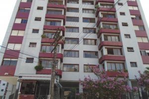 Apartamento com 205m², 3 dormitórios, 2 vagas, no bairro Centro em Caxias do Sul para Alugar