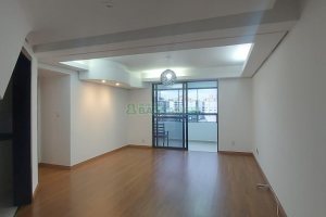 Apartamento com 100m², 2 dormitórios, 1 vaga, no bairro Madureira em Caxias do Sul para Alugar ou Comprar