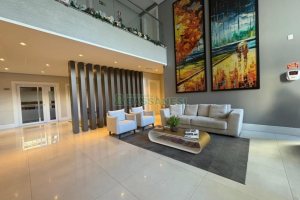 Sala com 270m², 4 vagas, no bairro Panazzolo em Caxias do Sul para Alugar ou Comprar