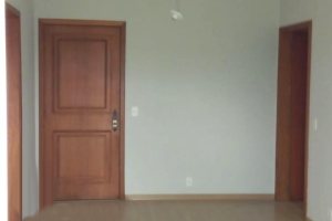 Apartamento com 80m², 2 dormitórios, 2 vagas, no bairro Ana Rech em Caxias do Sul para Comprar