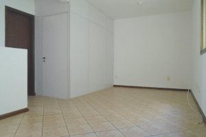 Apartamento com 39m², 1 dormitório, no bairro São Pelegrino em Caxias do Sul para Alugar