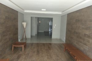 Kitinete com 32m², 1 dormitório, no bairro Petrópolis em Caxias do Sul para Alugar