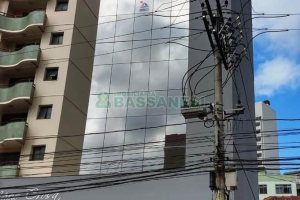 Loja com 128m², 2 vagas, no bairro São Pelegrino em Caxias do Sul para Alugar ou Comprar