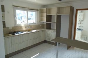 Apartamento com 115m², 3 dormitórios, 2 vagas, no bairro Pio X em Caxias do Sul para Alugar